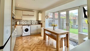 Photo 13- click for photo gallery